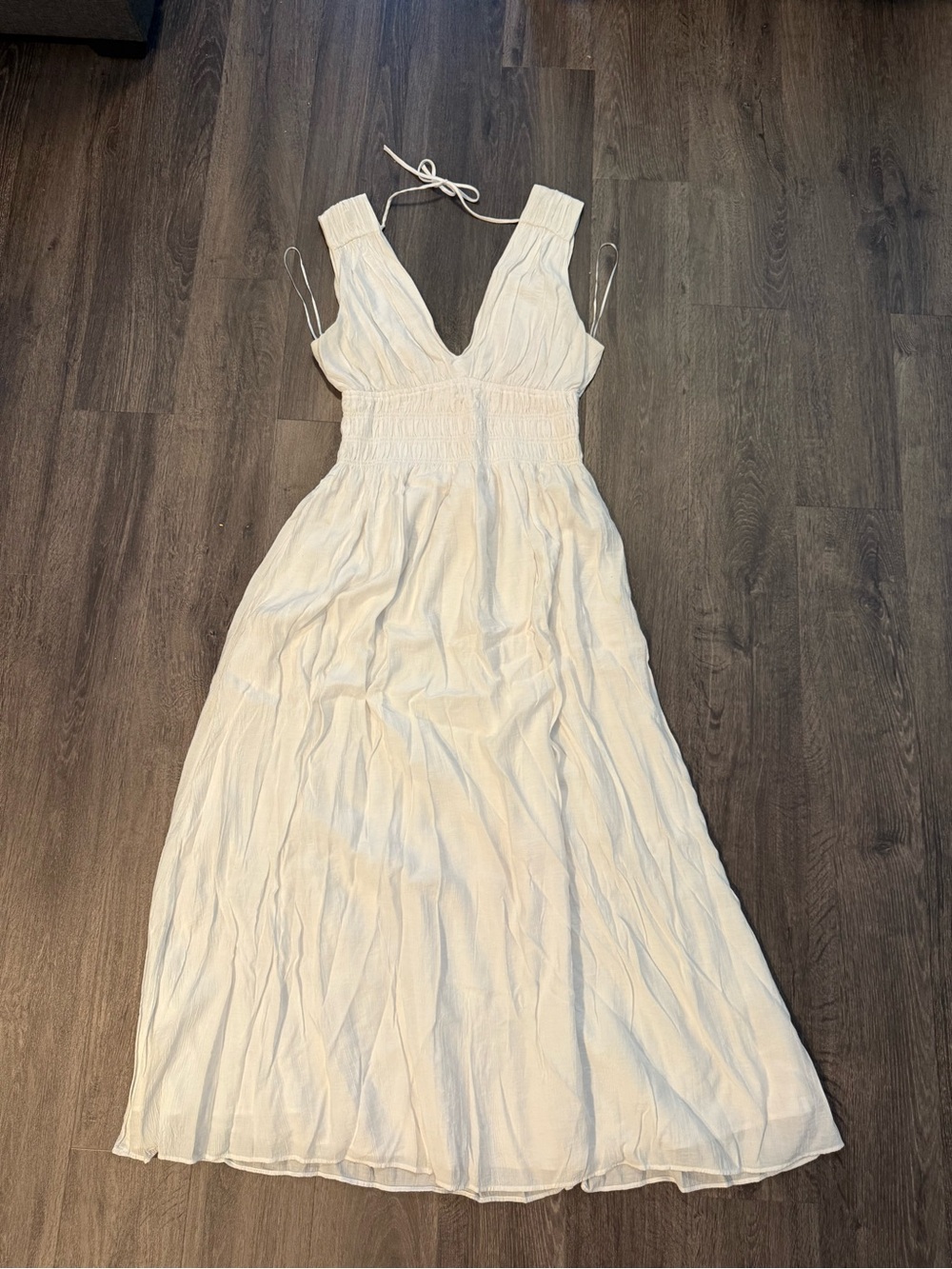 Abercrombie & Fitch White V-Neck Maxi Dress